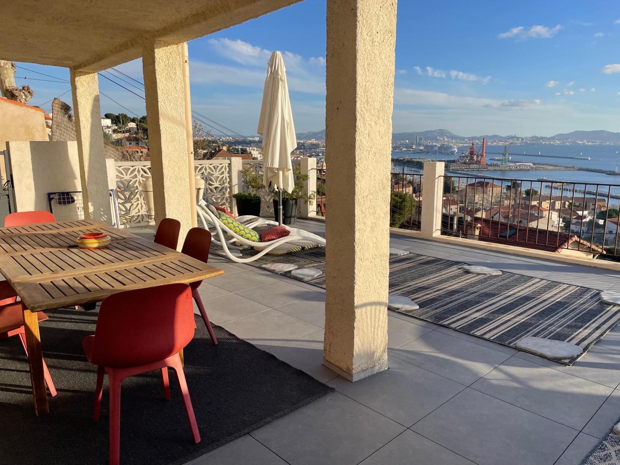 Superbe Terrasse Avec Vue Panoramique Sur La Mer مارسيليا المظهر الخارجي الصورة