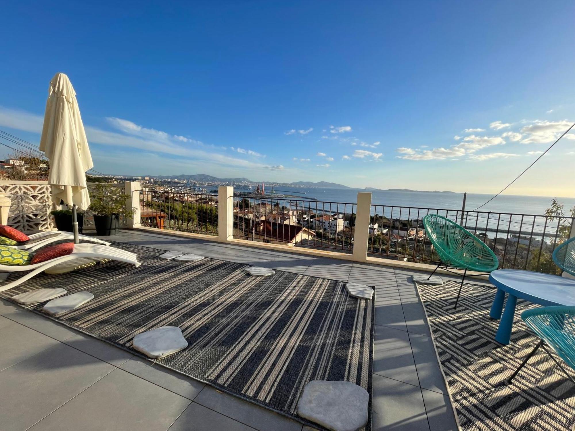 Superbe Terrasse Avec Vue Panoramique Sur La Mer مارسيليا المظهر الخارجي الصورة