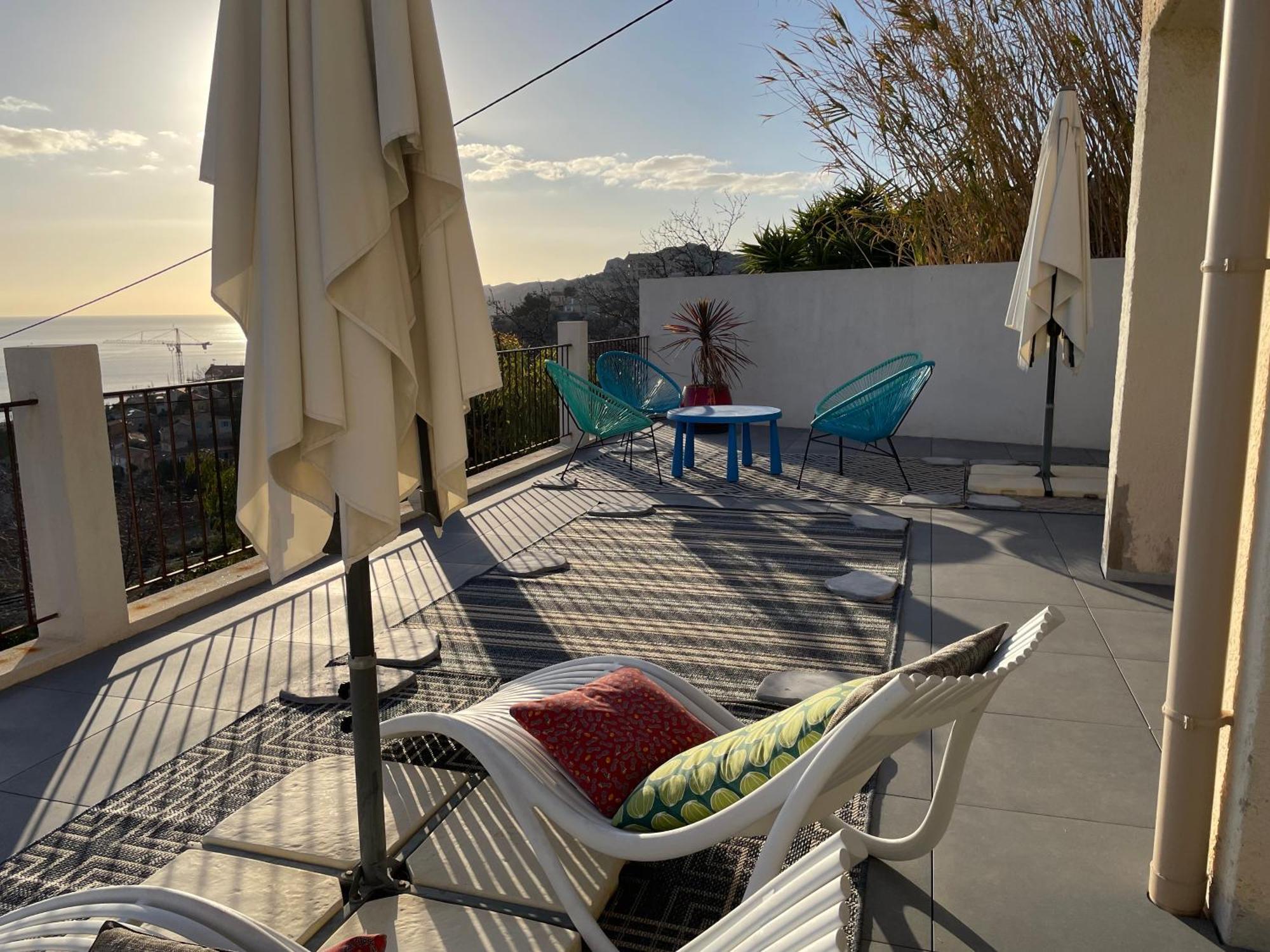 Superbe Terrasse Avec Vue Panoramique Sur La Mer مارسيليا المظهر الخارجي الصورة
