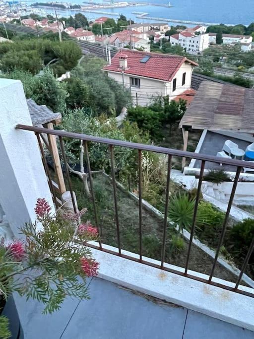 Superbe Terrasse Avec Vue Panoramique Sur La Mer مارسيليا المظهر الخارجي الصورة